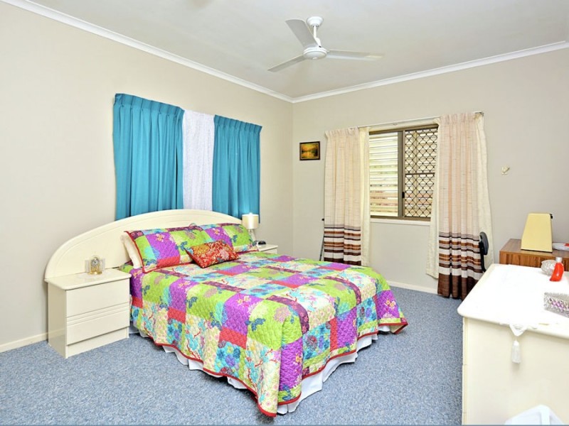 Unit 5/81-83 Miller Street, Urangan QLD 4655