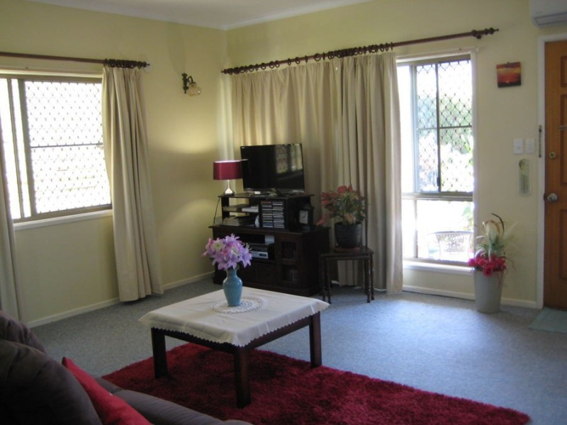 Unit 5/81-83 Miller Street, Urangan QLD 4655