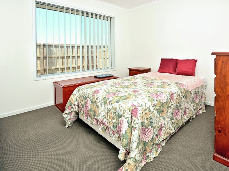 10 Mueller Close, Urraween QLD 4655