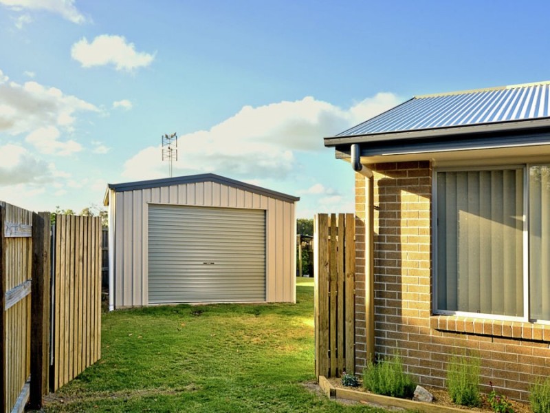 10 Mueller Close, Urraween QLD 4655