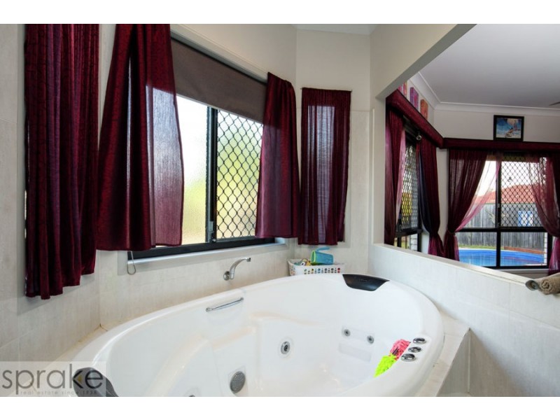 88 Caddy Avenue, Urraween QLD 4655