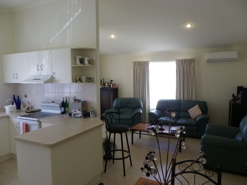 213 Clam Street, Urraween QLD 4655