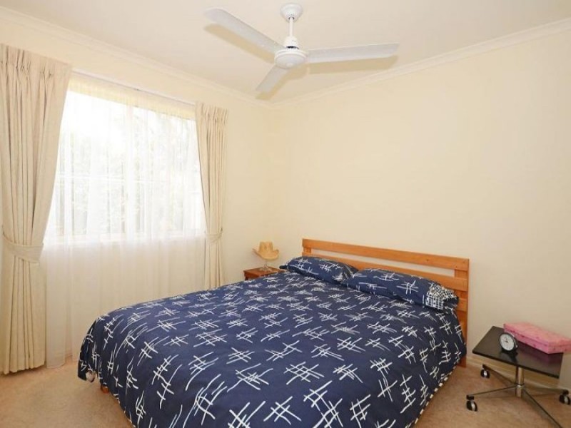 213 Clam Street, Urraween QLD 4655