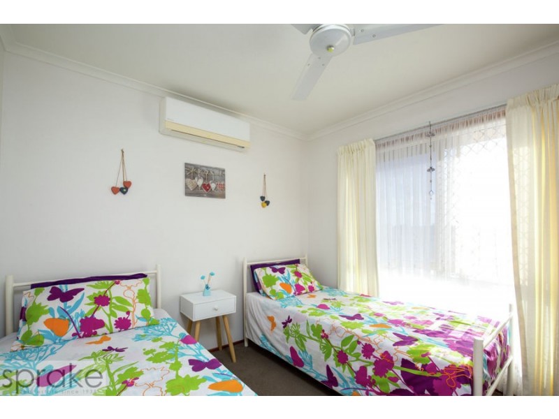 74 Murphy Street, Point Vernon QLD 4655