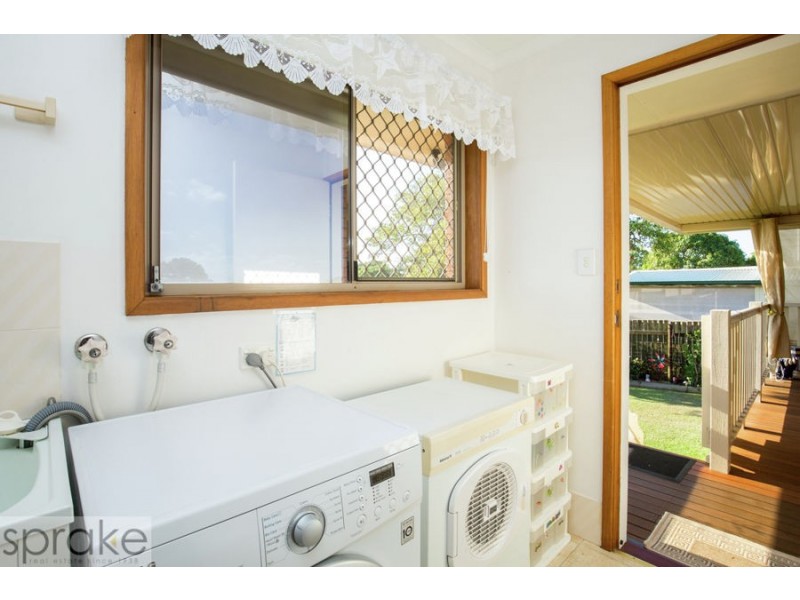 74 Murphy Street, Point Vernon QLD 4655