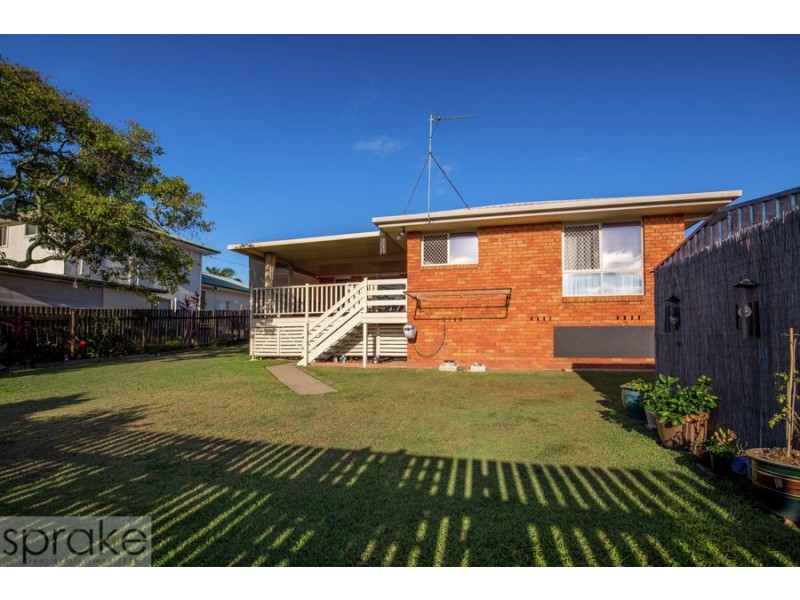 74 Murphy Street, Point Vernon QLD 4655
