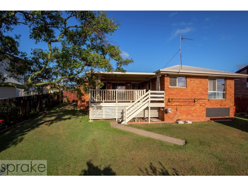 74 Murphy Street, Point Vernon QLD 4655