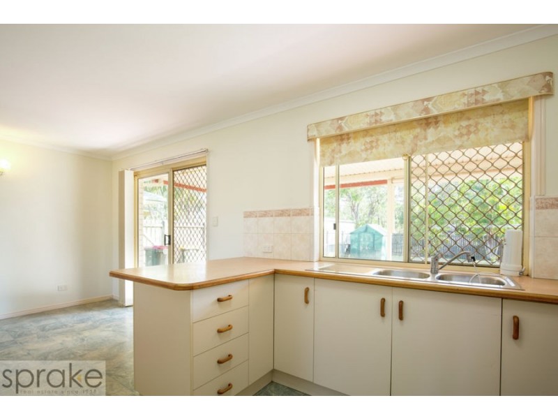 7 Layde Court, Urangan QLD 4655