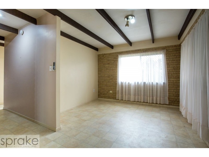 8 Trisha Court, Scarness QLD 4655