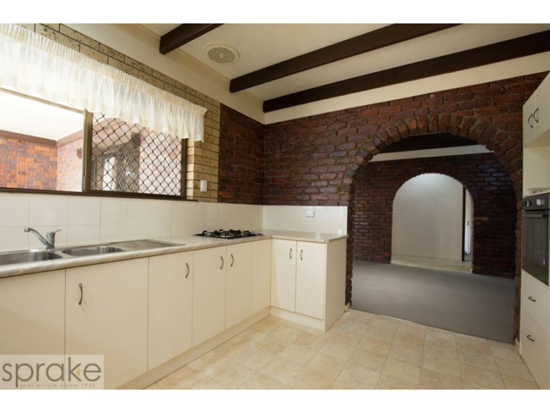 8 Trisha Court, Scarness QLD 4655