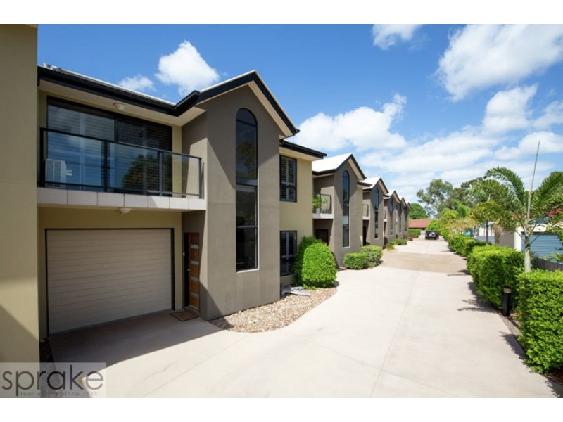 2/13 Tavistock Street, Torquay QLD 4655