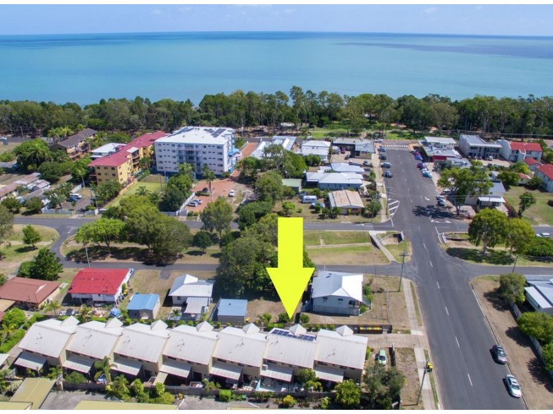 2/13 Tavistock Street, Torquay QLD 4655