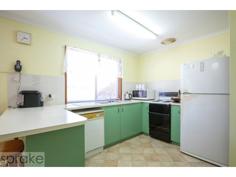 26 Michelle Drive, Point Vernon QLD 4655