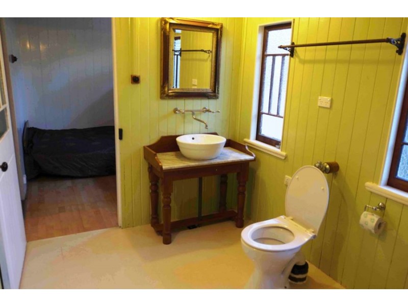 294 Torquay Terrace, Torquay QLD 4655