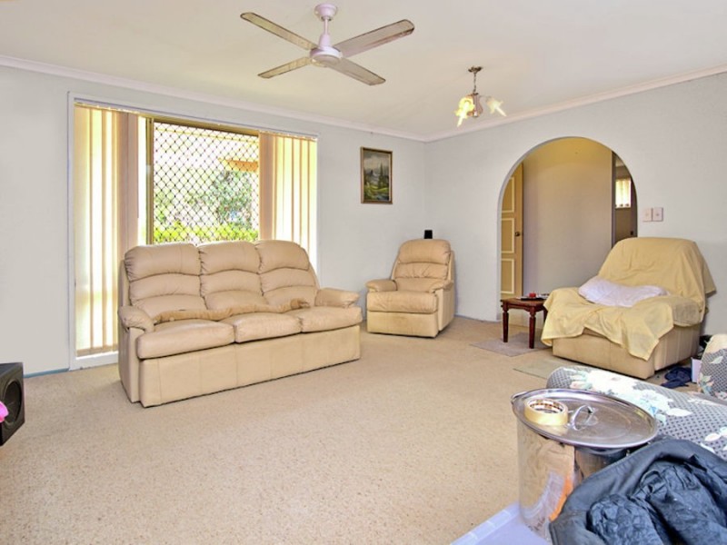 38 Melaleuca Crescent, Kawungan QLD 4655