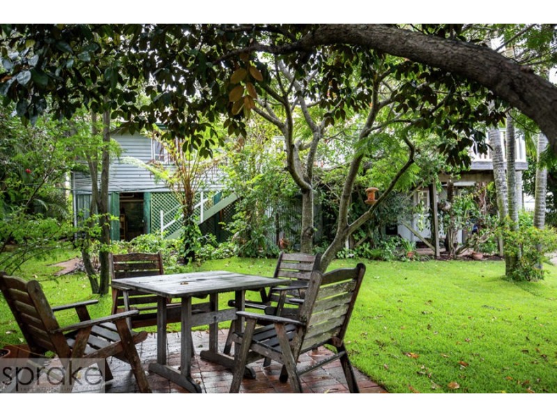 3 Neisler Court, Kawungan QLD 4655