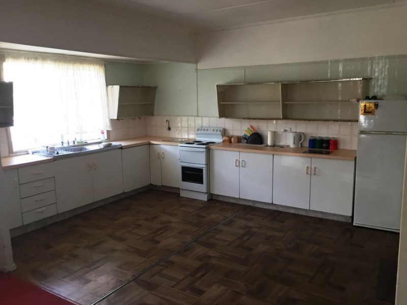 109 Torquay Road, Scarness QLD 4655