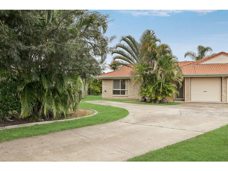 1/1 Alana Court, Torquay QLD 4655