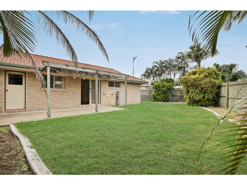 1/1 Alana Court, Torquay QLD 4655