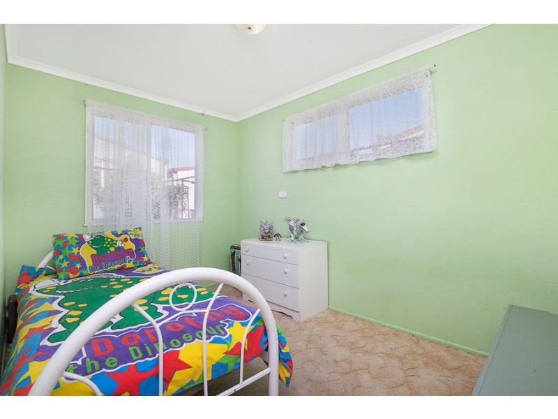 48 Hansen Street, Urangan QLD 4655