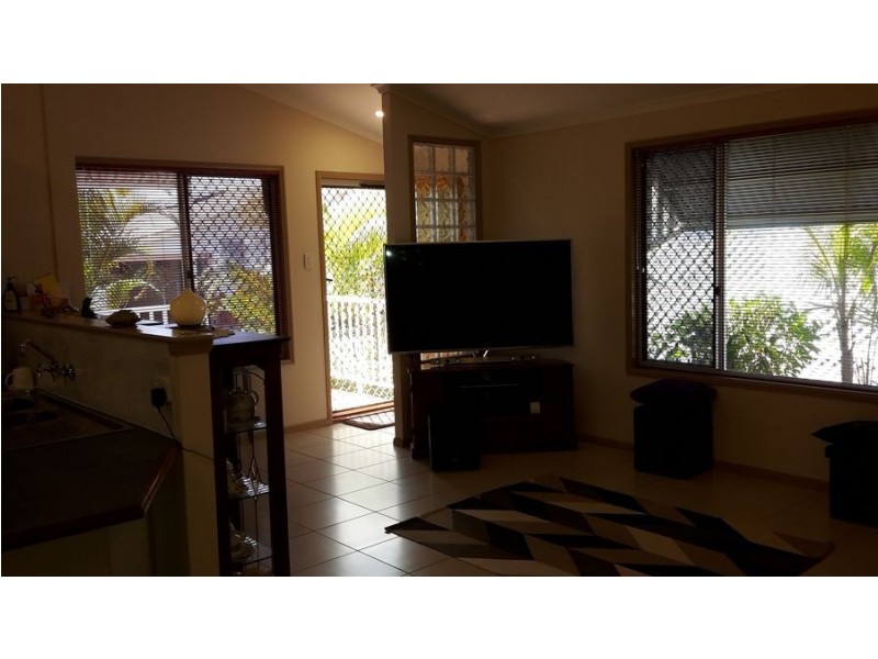 149 Coral Avenue, GOLDEN SHORES, Urraween QLD 4655