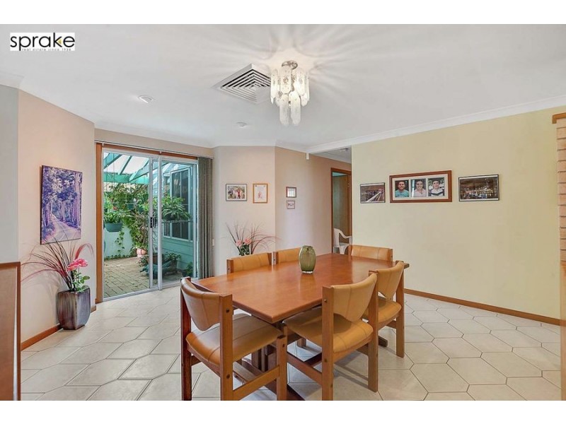 5 Oceanview Street, Point Vernon QLD 4655