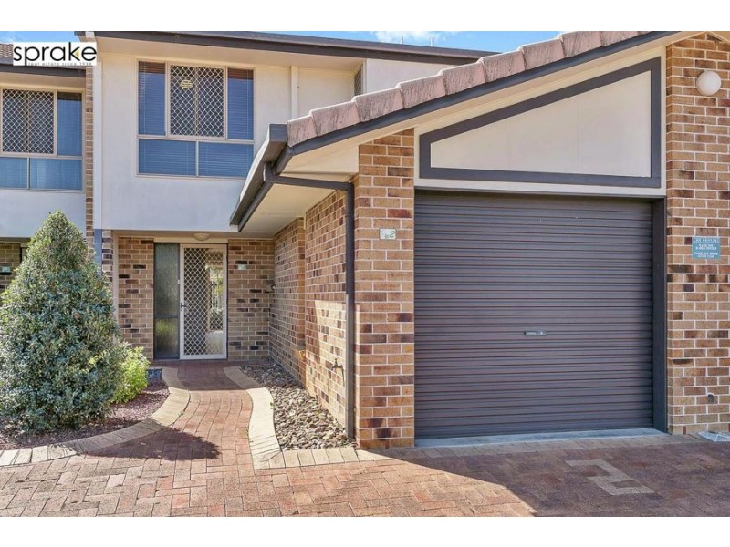 2/7 Hervey Street, Scarness QLD 4655