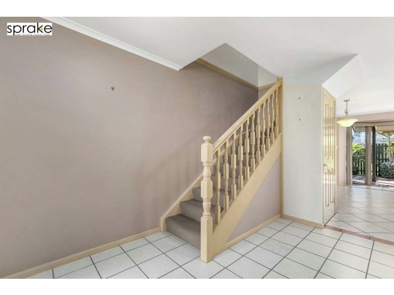 2/7 Hervey Street, Scarness QLD 4655