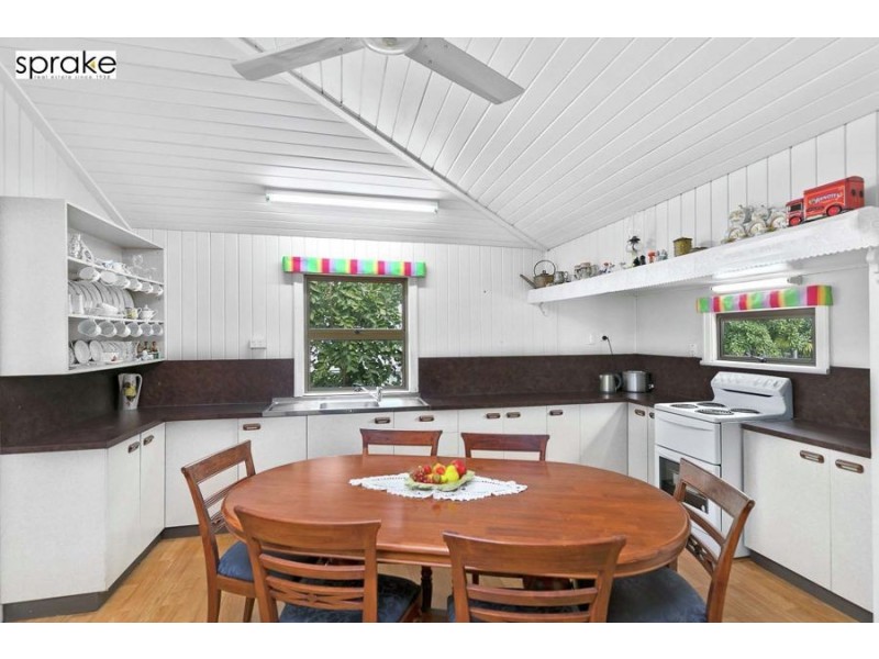 224 Esplanade, Pialba QLD 4655