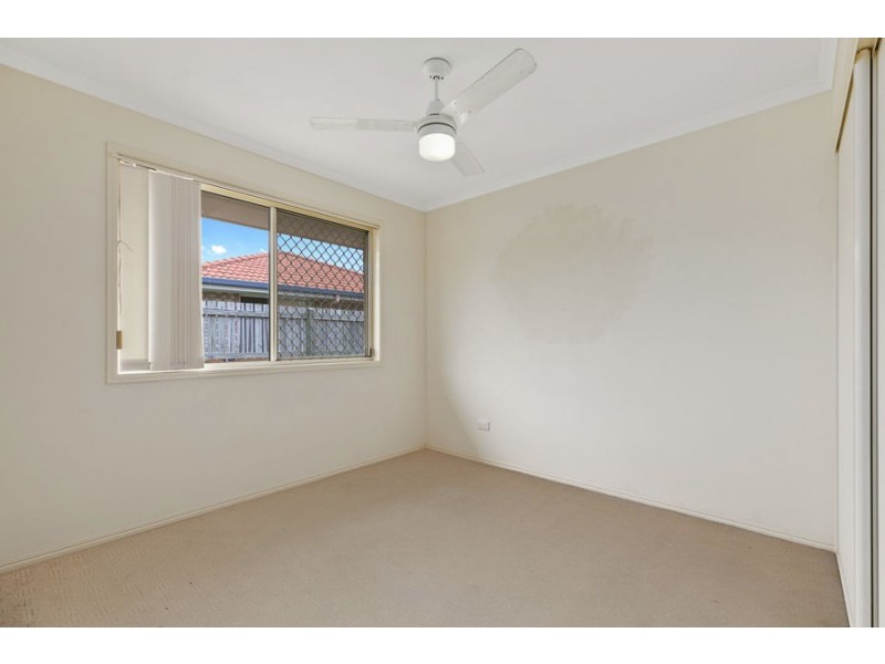 6 Kestrel Court, Eli Waters QLD 4655