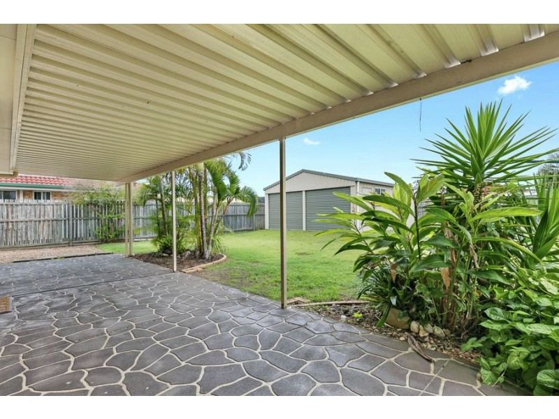 6 Kestrel Court, Eli Waters QLD 4655