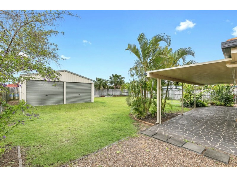6 Kestrel Court, Eli Waters QLD 4655