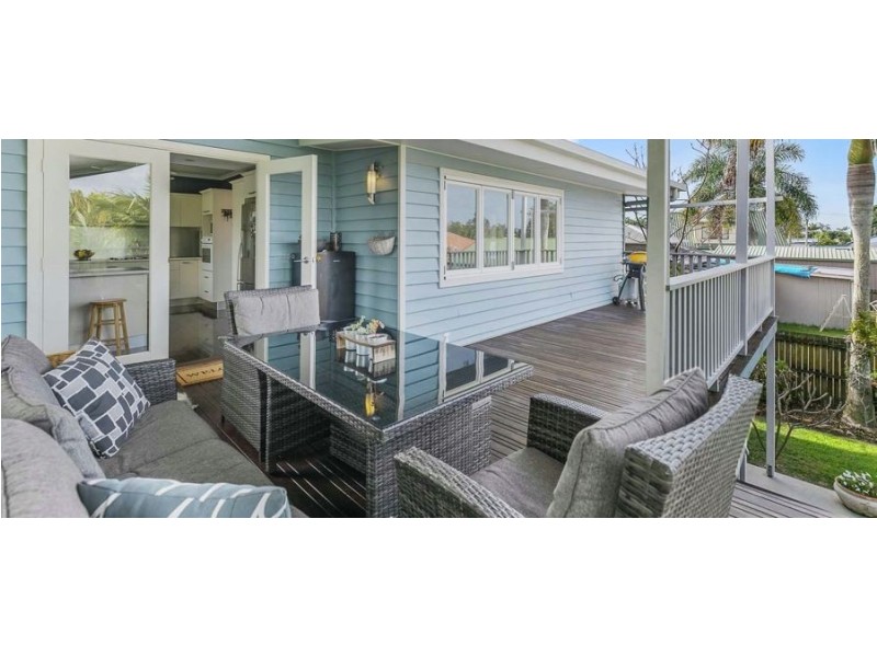 34 Robert Street, Torquay QLD 4655