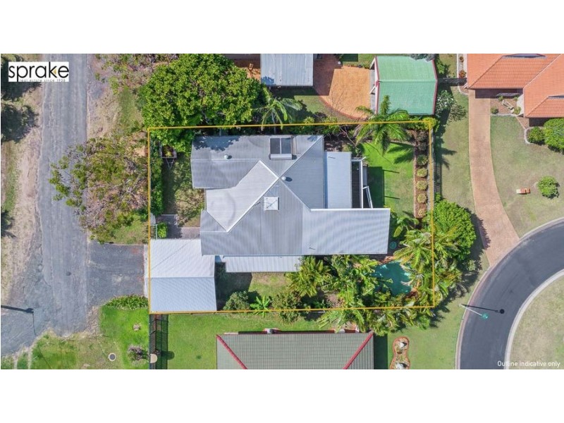 34 Robert Street, Torquay QLD 4655