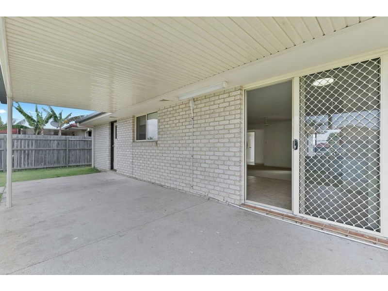 6 Sirius Court, Eli Waters QLD 4655