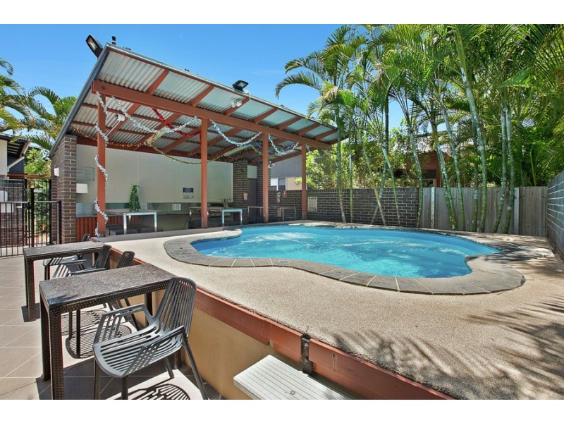 53/136 Pulgul Street, Urangan QLD 4655