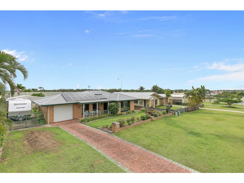 54 Wattle Street, Point Vernon QLD 4655