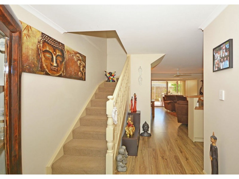 4/7 Hervey Street, Scarness QLD 4655