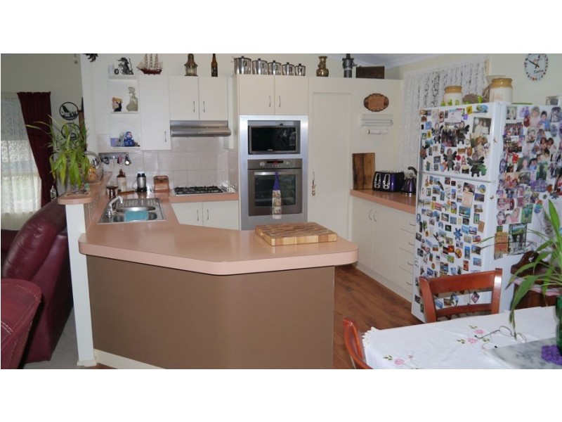 52 Eucalyptus Avenue, Eli Waters QLD 4655