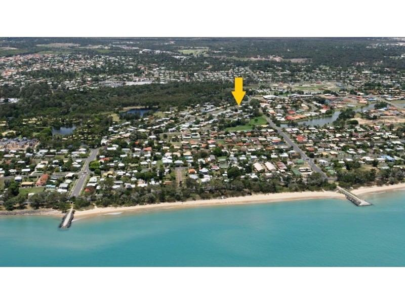43 William Street, Urangan QLD 4655