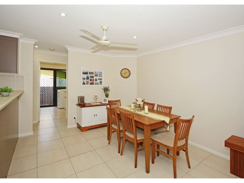 24 Parraweena Court, Point Vernon QLD 4655