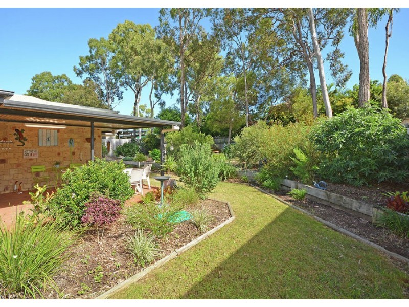 24 Parraweena Court, Point Vernon QLD 4655