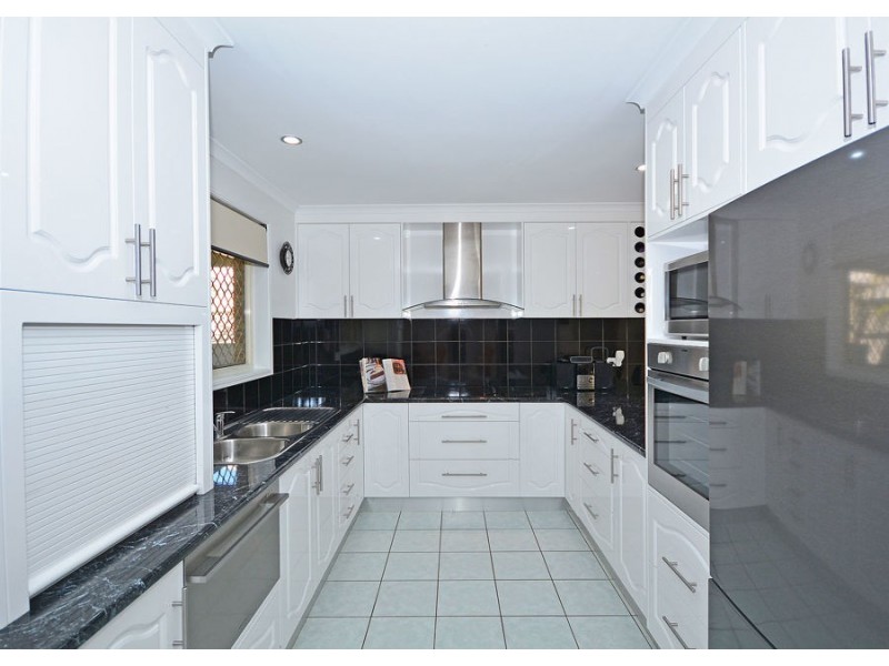 25 Wedge Street, Urraween QLD 4655