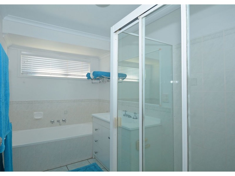 25 Wedge Street, Urraween QLD 4655