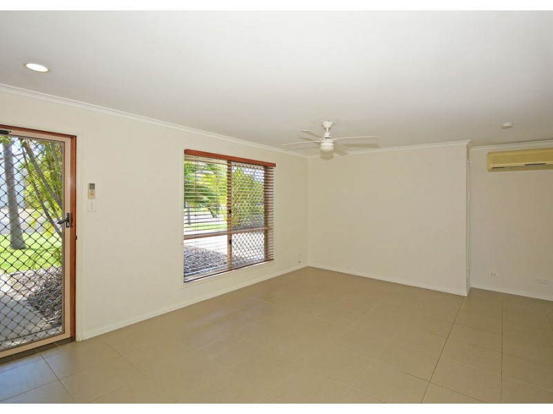 23 Michelle Drive, Point Vernon QLD 4655