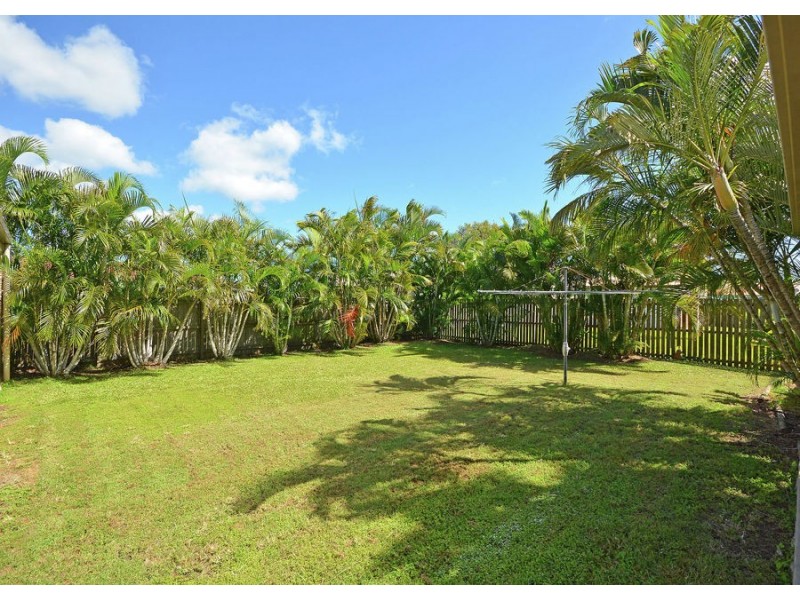 23 Michelle Drive, Point Vernon QLD 4655