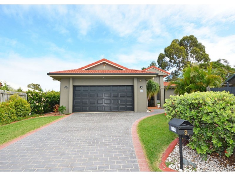 9 Montrose Close, Point Vernon QLD 4655
