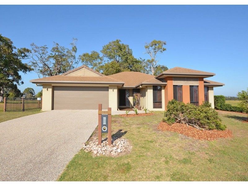 26 Sirenia Drive, Burrum Heads QLD 4659