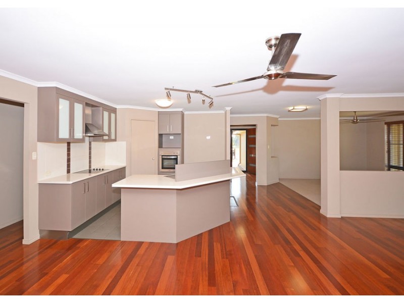 26 Sirenia Drive, Burrum Heads QLD 4659