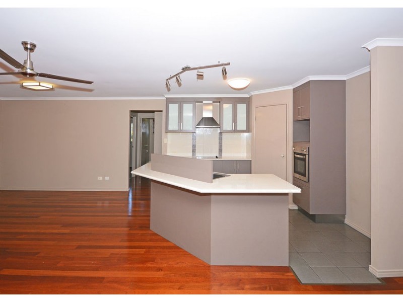 26 Sirenia Drive, Burrum Heads QLD 4659